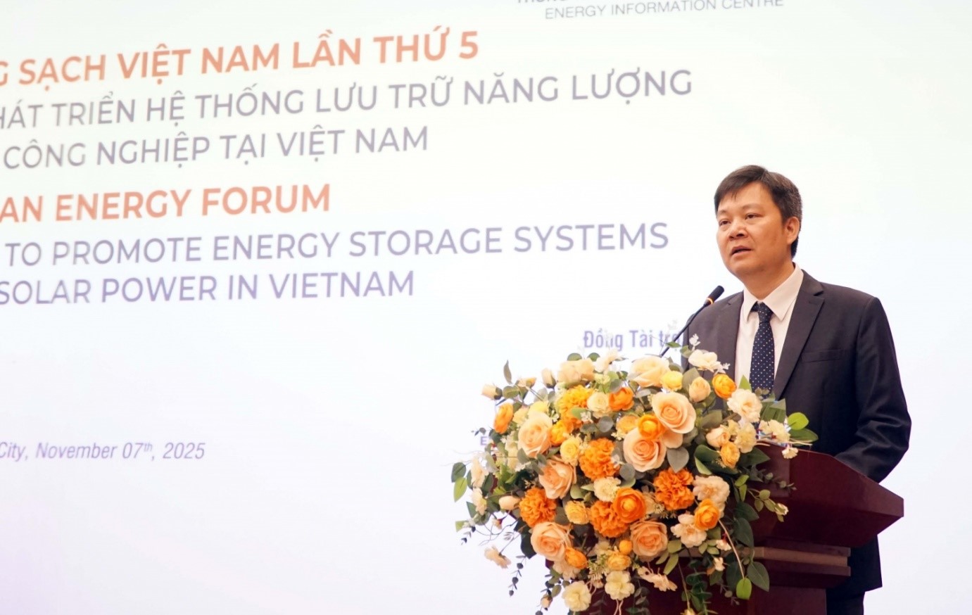 Tối ưu hóa hệ thống lưu trữ năng lượng và điện mặt trời – 能源儲存與太陽能系統優化