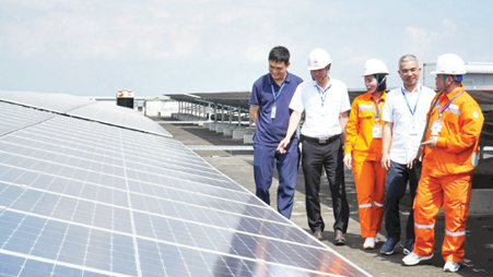 Phát triển điện mặt trời mái nhà là xu hướng tất yếu